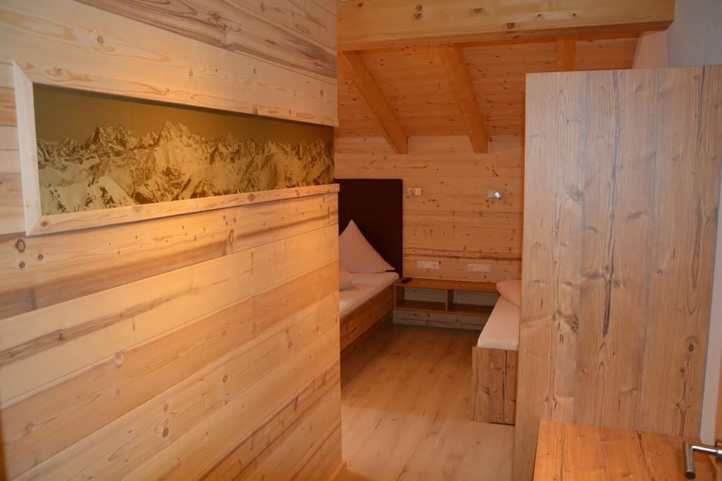 Tischlerei Rudigier Vermietung Kappl  Rum bild
